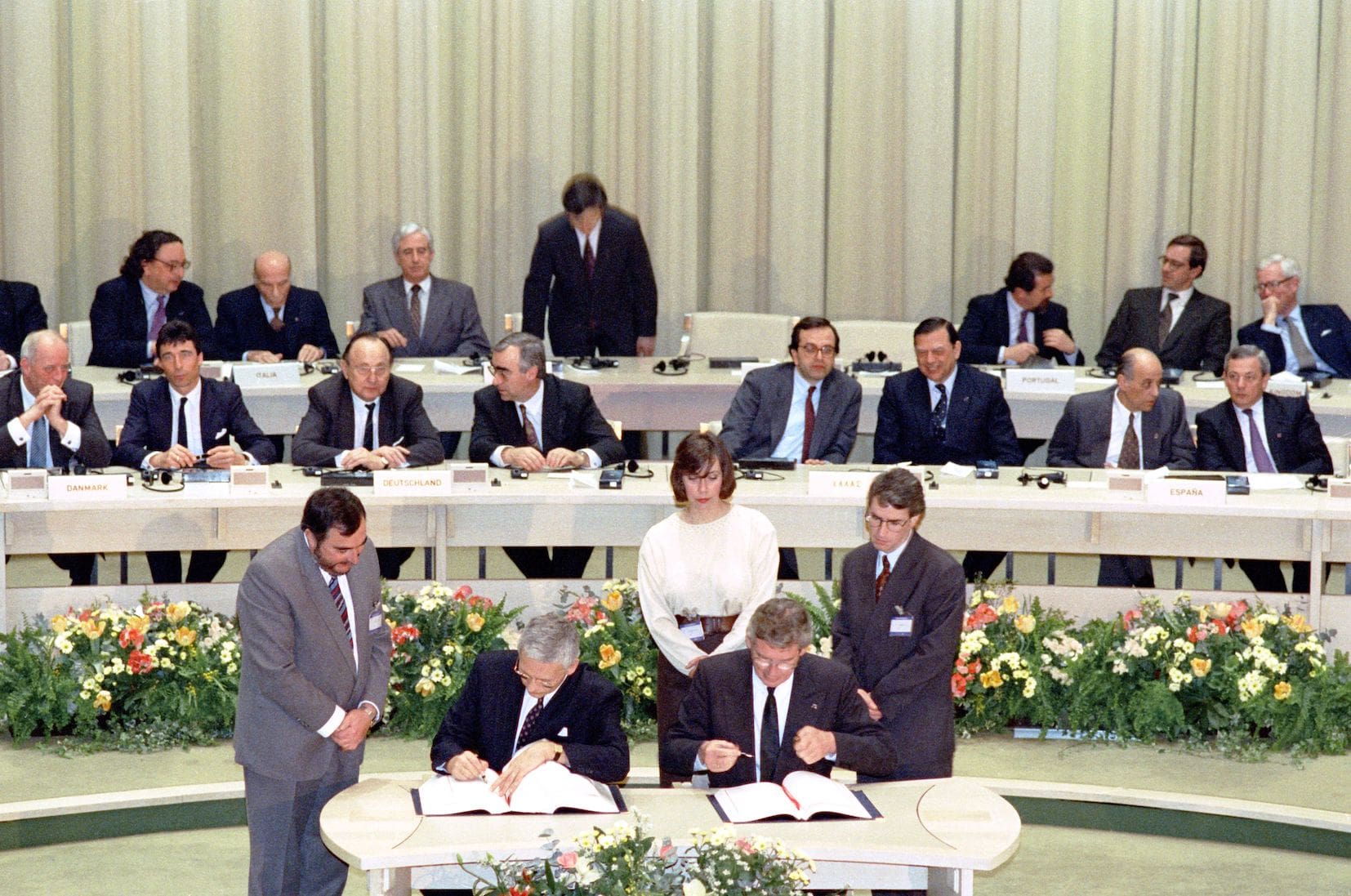 Маастрихтският договор 1992